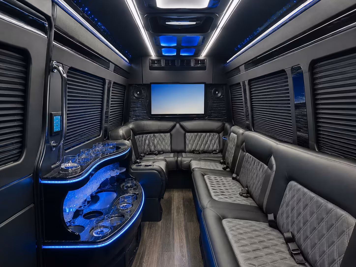bus rental options for deerfield beach trips