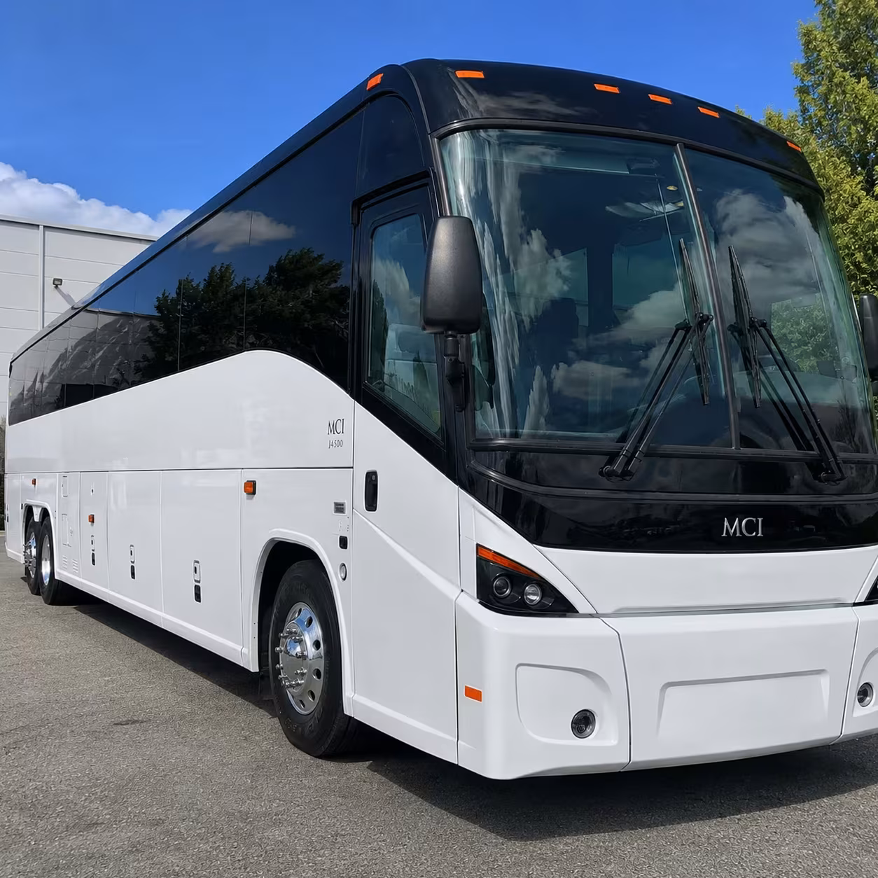 deerfield beach charter bus rentals to fll and mia airports