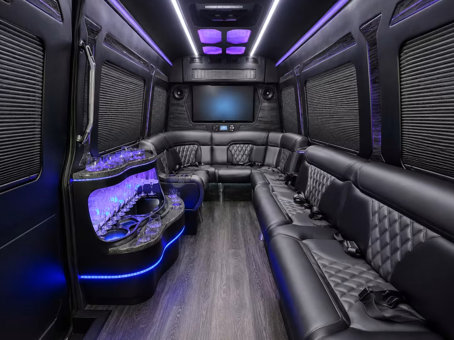 emergency and disaster relief bus rentals in deerfield beach
